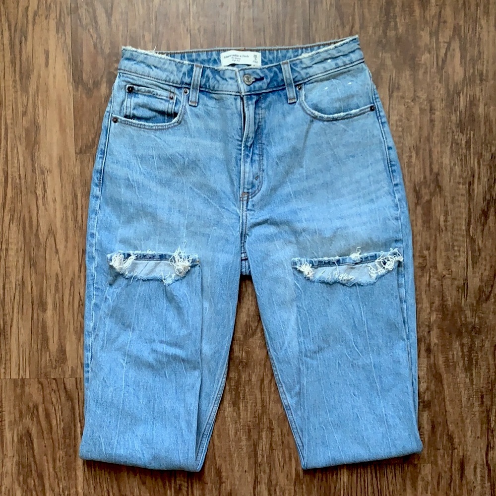 A&F Skinny High Rise Jean